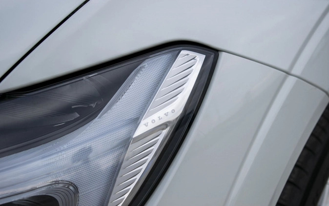Volvo XC 60 cena 169750 przebieg: 30358, rok produkcji 2021 z Kałuszyn małe 407